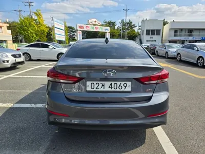 Hyundai Avante 2017, 159506 км, за 6600000 KRW