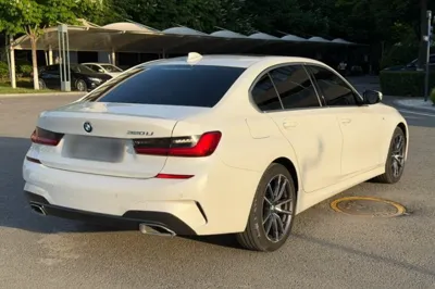 BMW 3 Series 2021, 65300 км, за 160207.74 CNY