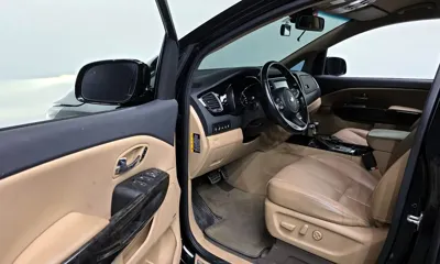 Kia Canival 2020, 128724 км, за 22000000 KRW - фото 10