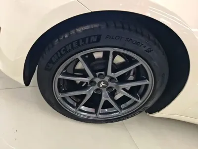 Tesla Model 3 2021, 57400 км, за 121300 CNY - фото 23