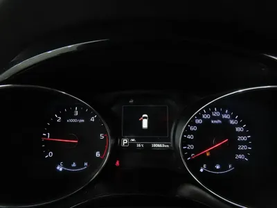 Kia Canival 2017, 180622 км, за 9290000 KRW - фото 9