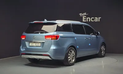 Kia Canival 2016, 177330 км, за 8700000 KRW - фото 2