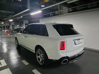 Rolls-Royce Cullinan 2025, 9500 км, за 575000000 KRW - фото 3