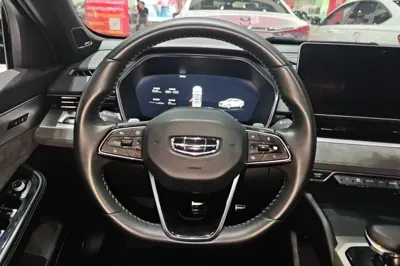 Geely Auto Preface 2023, 70000 км, за 83628.62 CNY - фото 16