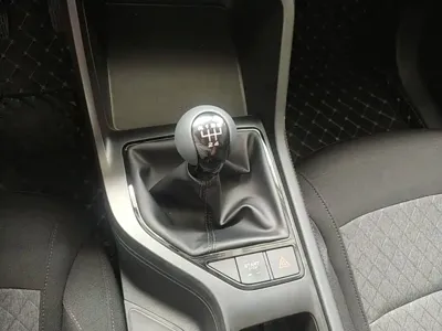 Roewe i5 2023, 2100 км, за 38800 CNY - фото 14
