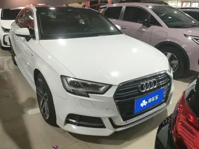 Audi A3 2020, 71600 км, за 68100 CNY