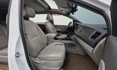 Kia Canival 2016, 146464 км, за 10800000 KRW - фото 10