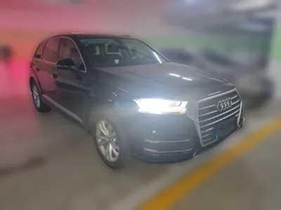 Audi Q7 2019, 85200 км, за 193292.62 CNY - фото 3