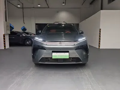 BYD 唐L 2025, 4800 км, за 189800 CNY