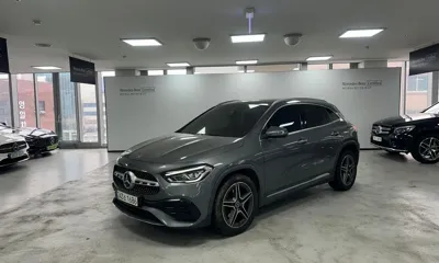 Mercedes-Benz GLA-Class · 2021 год