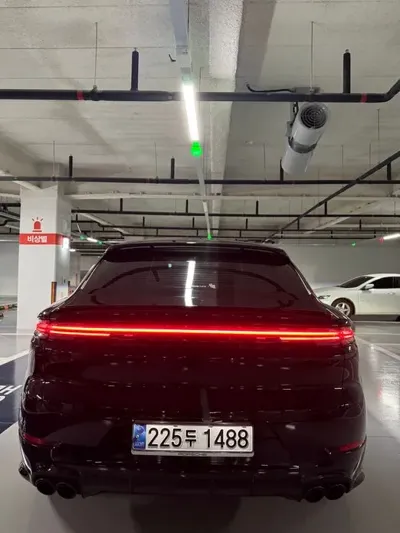 Porsche Cayenne 2025, 15800 км, за 195000000 KRW