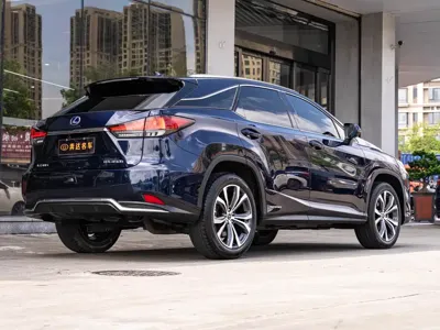 Lexus RX 2022, 40700 км, за 339600 CNY