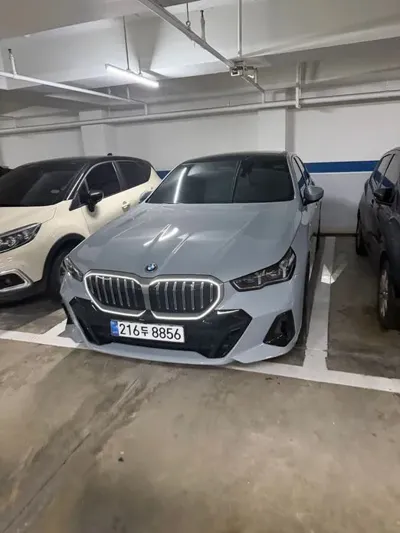 BMW 5-Series · 2025 год