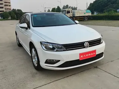 Volkswagen Lamando 2015, 103000 км, за 29800 CNY