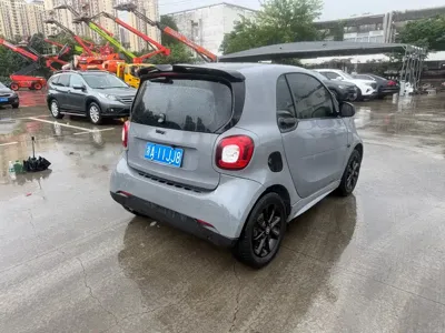 Smart Smart Fortwo 2016, 110000 км, за 37800 CNY - фото 4