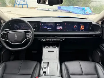 Lincoln Corsair 2023, 40000 км, за 139900 CNY - фото 8