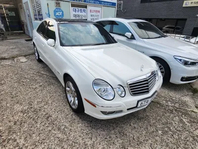 Mercedes-Benz E-Class · 2009 год