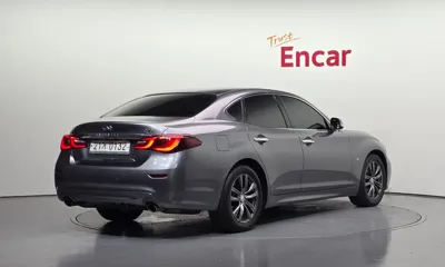 Infiniti Q70 2016, 168248 км, за 7500000 KRW