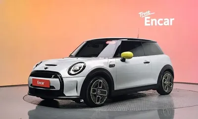 MINI Cooper · 2022 год