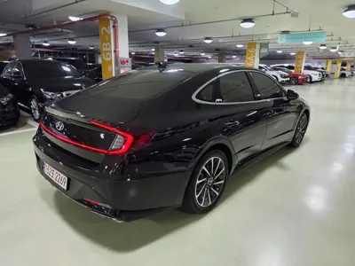Hyundai Sonata 2021, 68945 км, за 14900000 KRW