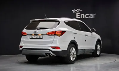 Hyundai Santafe 2016, 240952 км, за 7700000 KRW