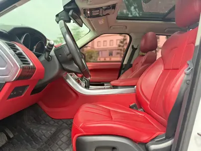 Land Rover Sport 2018, 142000 км, за 179800 CNY