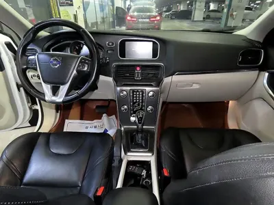 Volvo V40 2016, 187373 км, за 7400000 KRW - фото 10