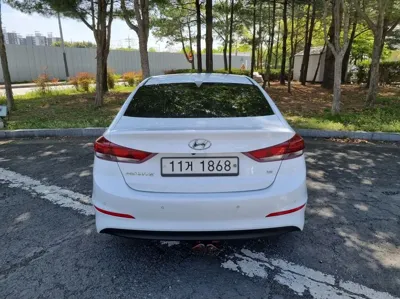 Hyundai Avante 2018, 94186 км, за 11500000 KRW - фото 8