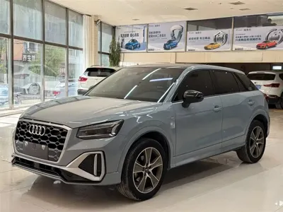 Audi Q2L · 2022 год