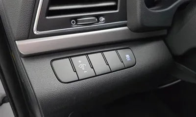 Hyundai Avante 2016, 184162 км, за 7400000 KRW - фото 13