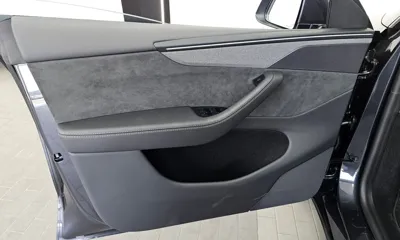 Tesla Model Y 2026, 40 км, за 75900000 KRW - фото 24
