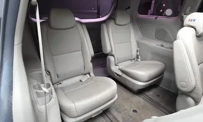 Kia Canival 2016, 172854 км, за 7200000 KRW - фото 13