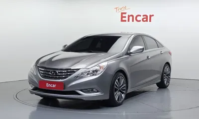 Hyundai Sonata · 2012 год