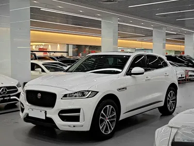 Jaguar F-Pace · 2017 год