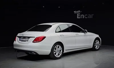Mercedes-Benz C-Class 2017, 62829 км, за 17900000 KRW