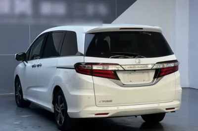 Honda Odyssey 2015, 172800 км, за 80501.94 CNY