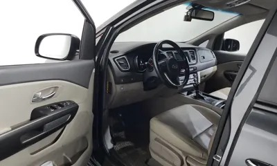 Kia Canival 2016, 129265 км, за 8600000 KRW - фото 10