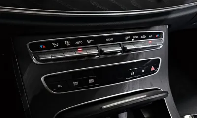 Mercedes-Benz E-Class 2023, 12589 км, за 36000000 KRW - фото 35