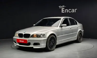 BMW 3-Series · 2003 год