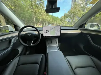 Tesla Model Y 2021, 68000 км, за 78300 CNY - фото 5