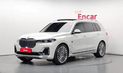 BMW X7 · 2021 год