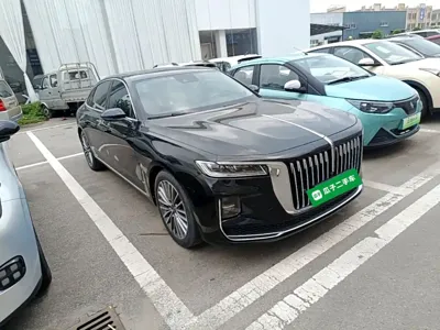 Hongqi Hongqi H9 2022, 110300 км, за 134500 CNY