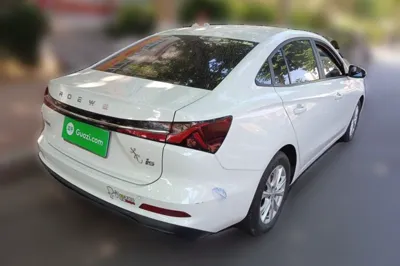 Roewe i5 2023, 21800 км, за 45267.68 CNY