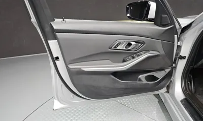 BMW 3-Series 2019, 67163 км, за 23500000 KRW - фото 24