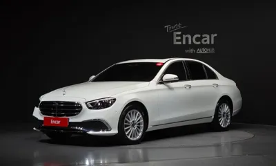 Mercedes-Benz E-Class · 2023 год
