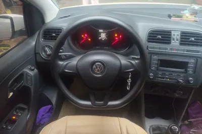 Volkswagen Polo 2016, 36400 км, за 28592.26 CNY - фото 11