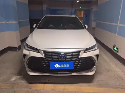 Toyota Avalon 2023, 22500 км, за 133800 CNY