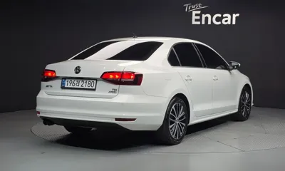 Volkswagen Jetta 2016, 234058 км, за 8700000 KRW