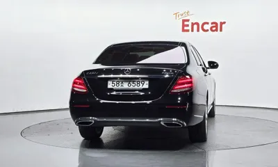 Mercedes-Benz E-Class 2019, 104337 км, за 24700000 KRW
