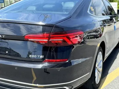 Volkswagen Passat 2021, 86000 км, за 90800 CNY - фото 20